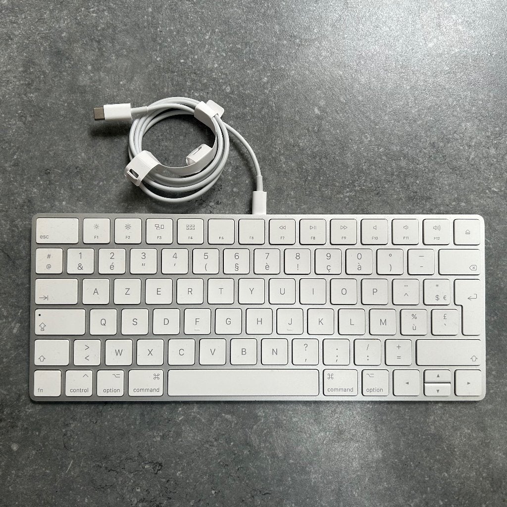 Clavier Apple Magic A1644, Informatique & Logiciels, Enlèvement ou Envoi, Azerty, Utilisé, Apple