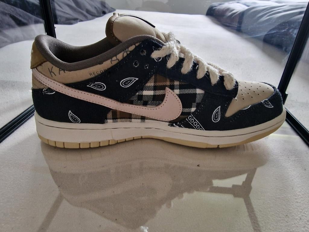 Nike travis scott nieuw, Ophalen