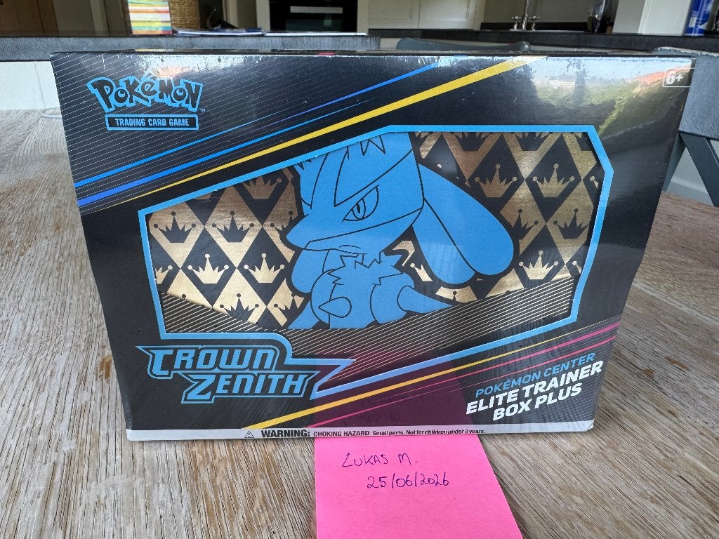 Crown Zenith Pokémon Center Elite Trainer Box Plus, Enlèvement ou Envoi, Neuf, Booster box