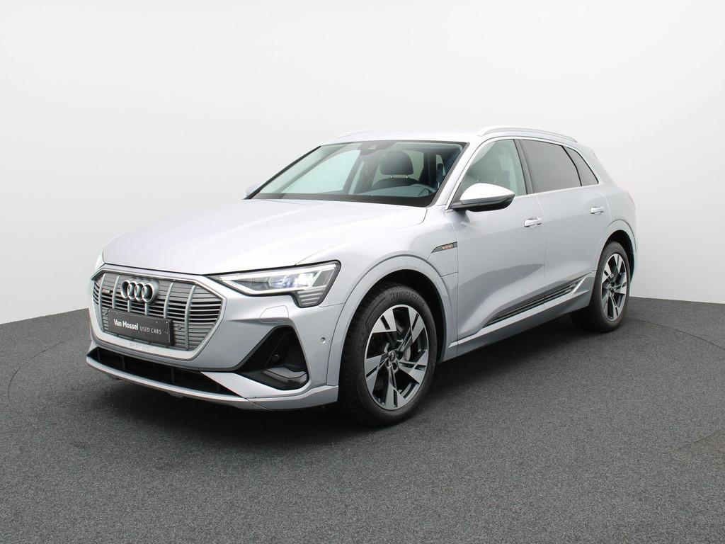 Audi e-tron 50 Quattro S-Line (automatique), Autos, Audi, Argent ou Gris, Achat, Entretenue par le concessionnaire, Noir