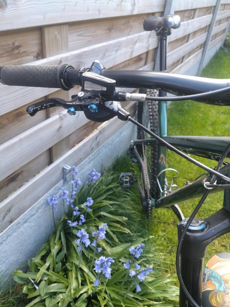 Kona honzo st, Fietsen en Brommers, Ophalen