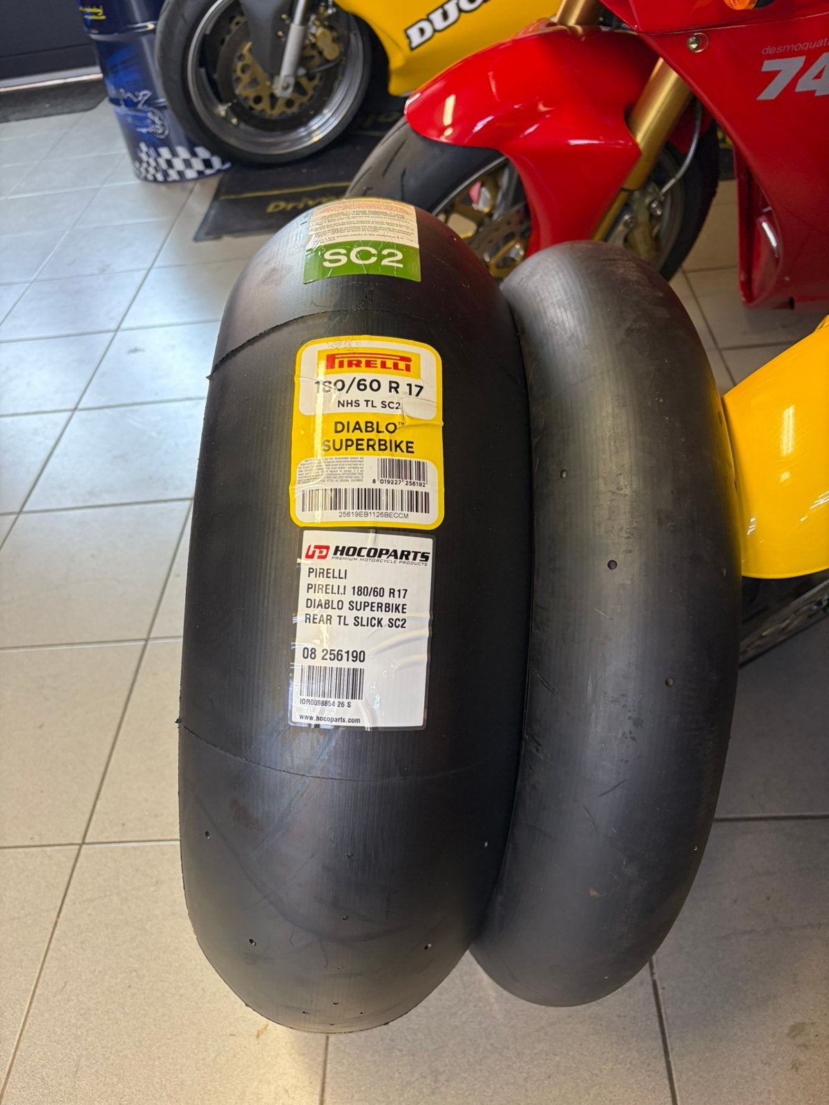 Pirelli Superbike slicks, Motos, Enlèvement ou Envoi, Neuf