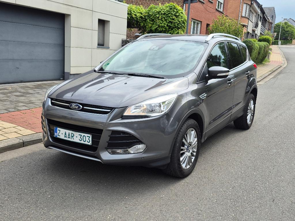 FORD KUGA 1,6 L ESSENCE. 2014. 149300 KM. 7400 EUROS, Argent ou Gris, Achat, 110 kW, Entreprise