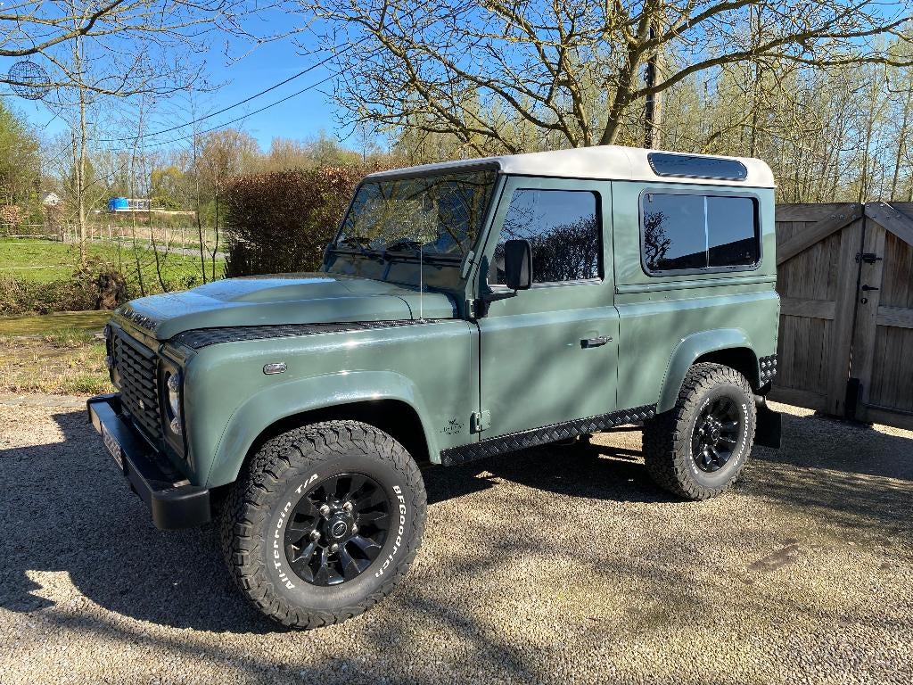 2009 Land Rover Defender 90 2.4L TDCI, Autos, Land Rover, Particulier, 4x4, Alarme, Verrouillage central, Verrouillage centralisé sans clé