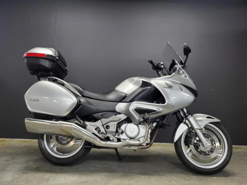 Honda NT 700 Deauville budgetvriendelijke toptourer, Entreprise, Plus de 35 kW, 700 cm³, Autre