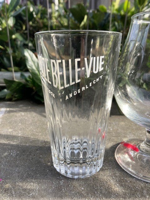 ANCIEN VERRE DE GUEUZE BELLE-VUE 25 CL H : 15 CM, Enlèvement ou Envoi, Neuf, Verre à bière