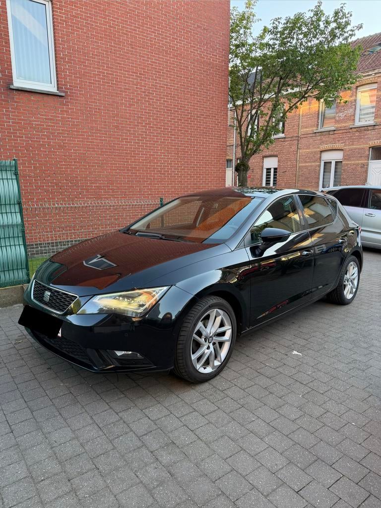 Seat Leon 1.2 TSI, Autos, Seat, Particulier, Leon, Essence, Euro 6, 5 portes, Boîte manuelle, Noir, Noir, Cuir et Alcantara, Entretenue par le concessionnaire