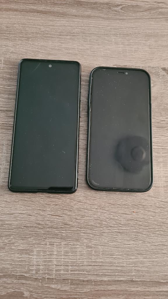 Te koop Samsung S20 FE 128GB en iPhone Pro 12 256GB, Ophalen, Zo goed als nieuw