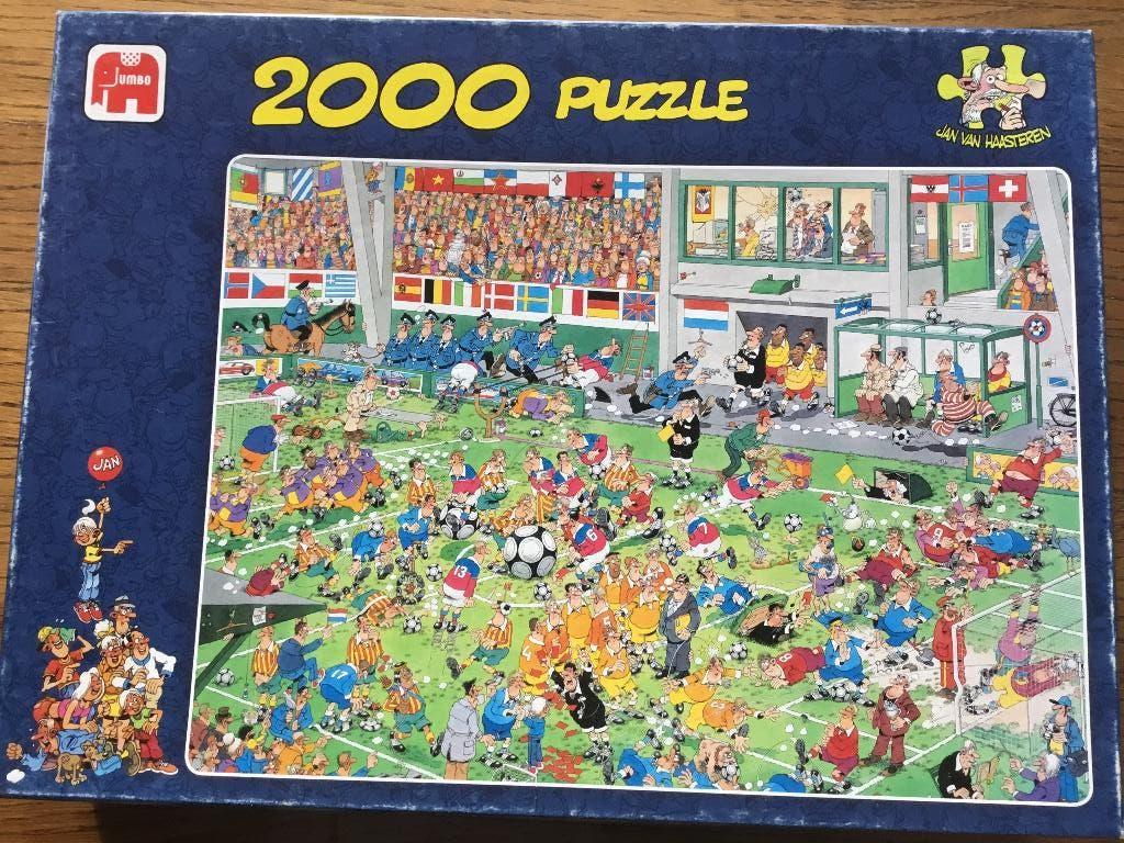 Puzzel Jumbo 2000 Jan Van Haasteren Voetbalkampioenschappen, Ophalen of Verzenden, Meer dan 1500 stukjes, Gebruikt, Legpuzzel