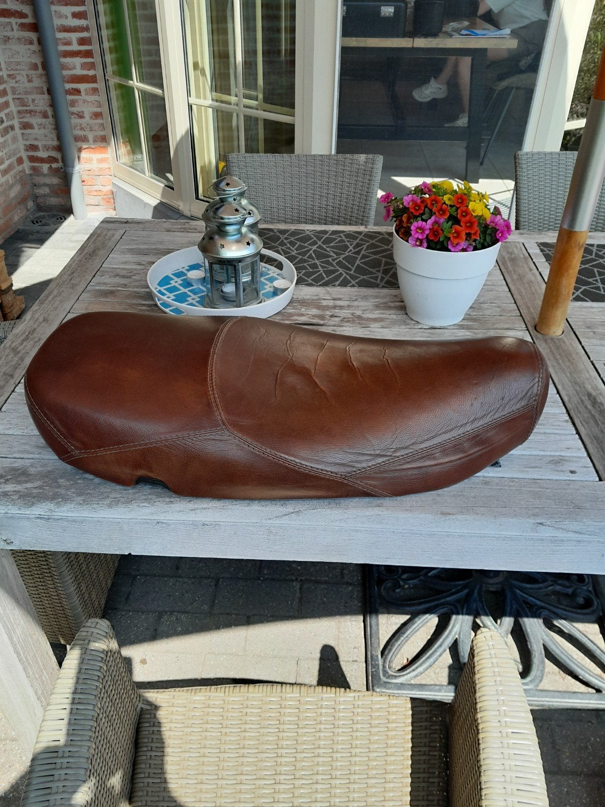 Lederen zadel Vespa LX, Ophalen, Zadel