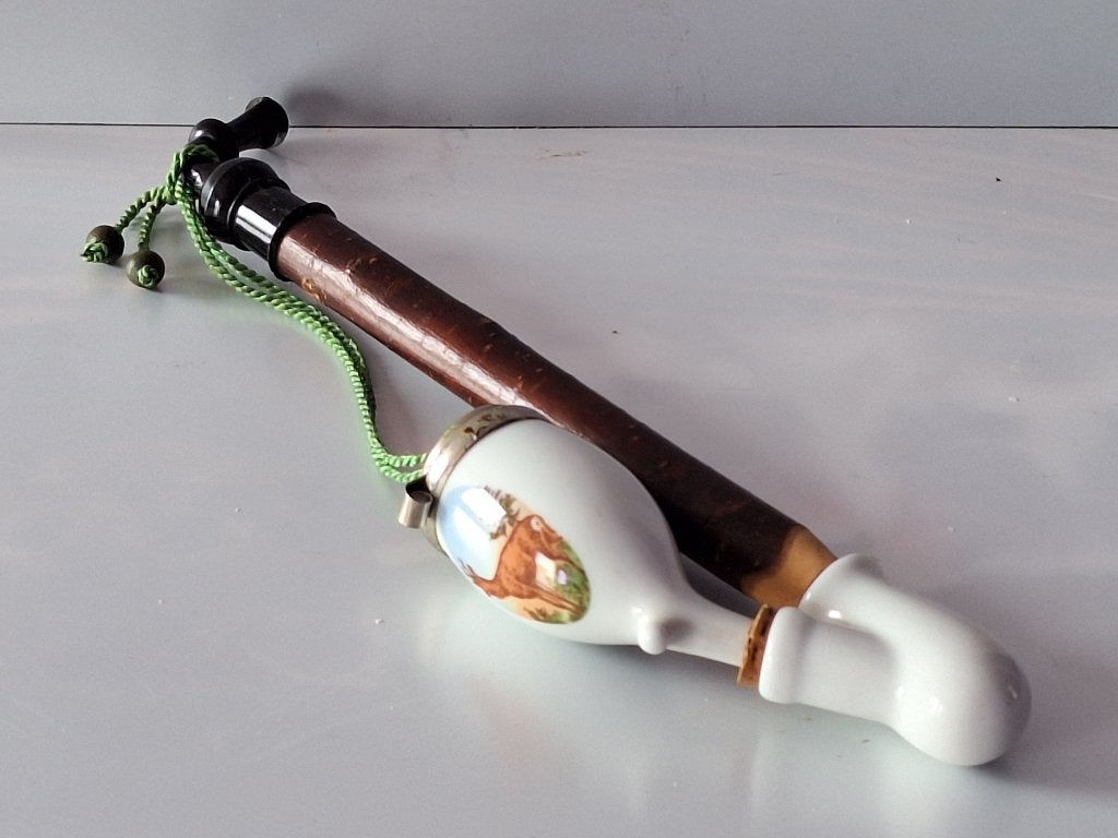 Jolie ancienne pipe de chasse en porcelaine, Antiek en Kunst, Antiek | Porselein, Ophalen of Verzenden