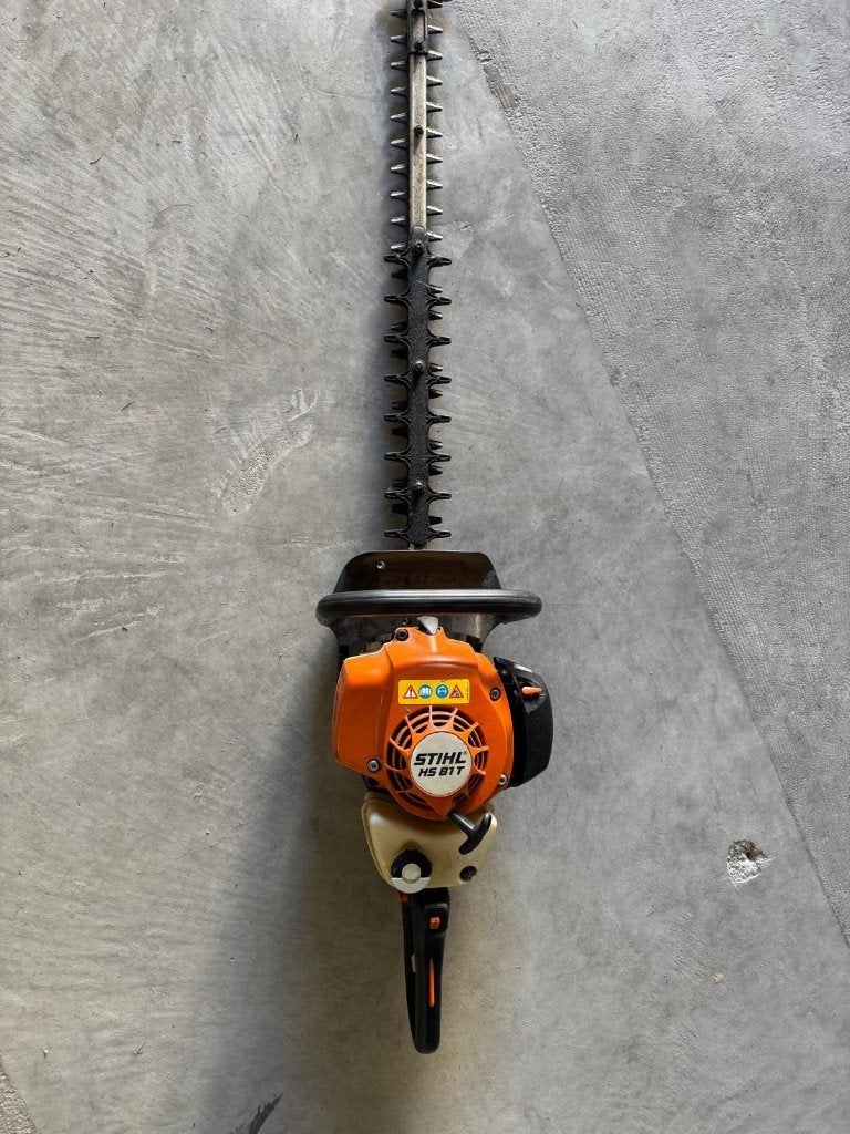 Stihl HS 81 T heggenschaar voor onderdelen / herstelling, Jardin & Terrasse, Enlèvement, Utilisé, Essence, Stihl
