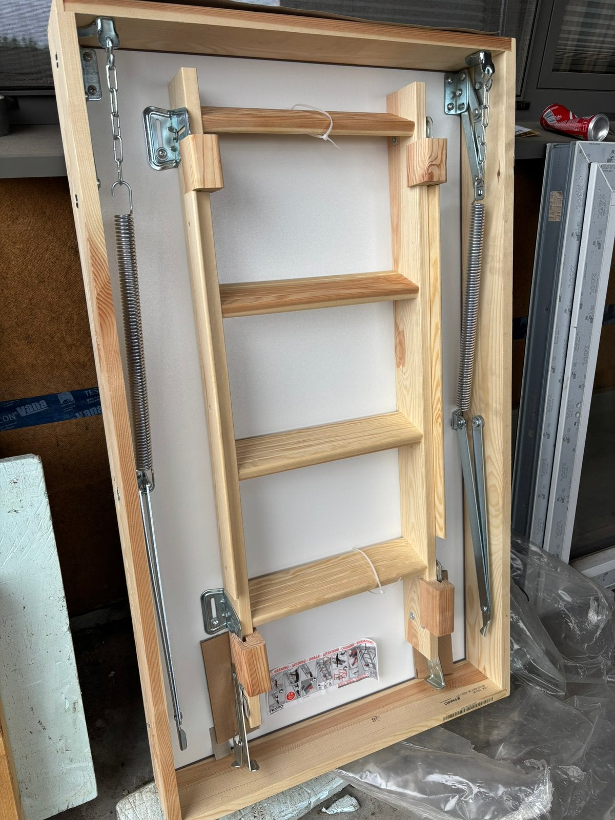 Zoldertrap Fakro 120x70cm, inschuifbaar, Doe-het-zelf en Bouw, Ladders en Trappen, Ophalen, Trap, Nieuw, Opvouwbaar of Inschuifbaar