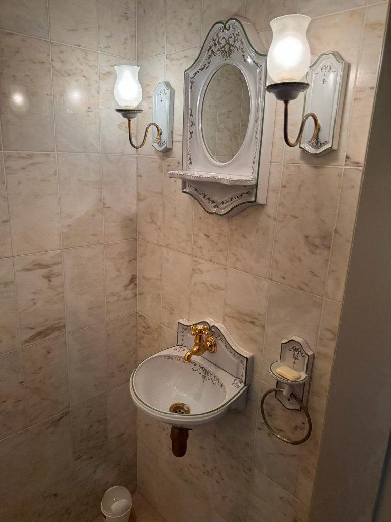 Wc + lavabo + spiegel, Ophalen, Gebruikt, Toilet