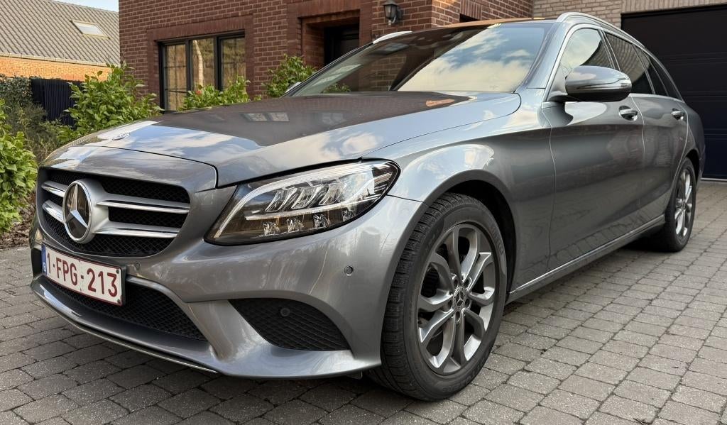 Mercedes-Benz C180, Automaat, Achterwielaandrijving, 4 cilinders, Leder en Stof