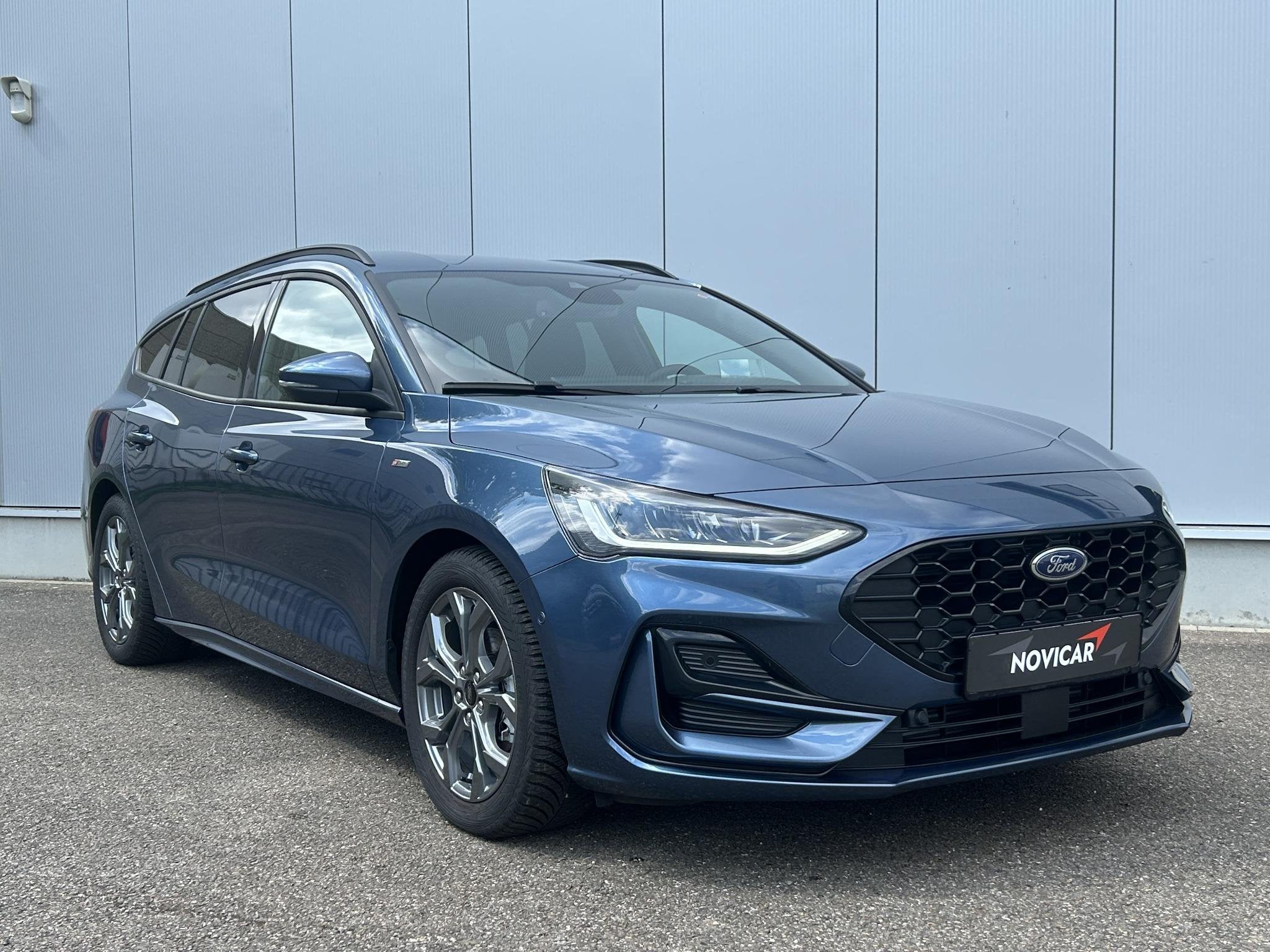 Ford Focus Clipper 1.0 EcoBoost MHEV 92kW ST-Line - DOS 8989, Stof, Gebruikt, Blauw, Bedrijf