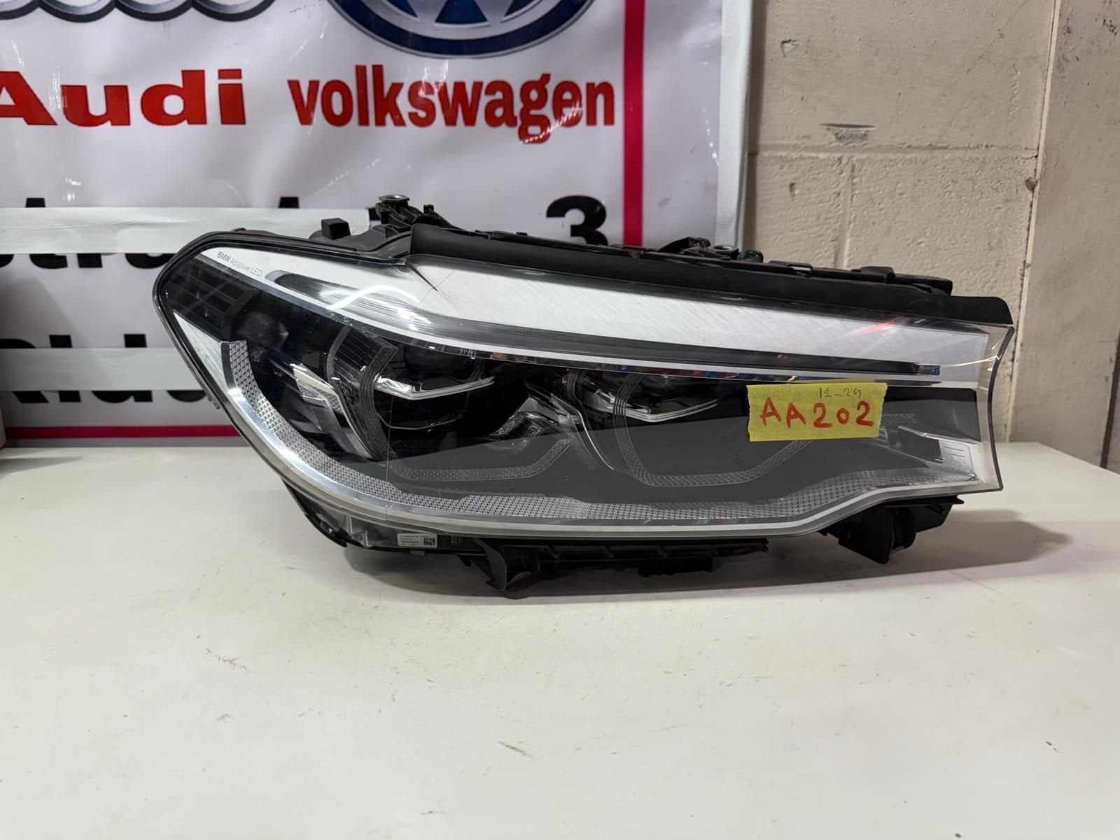 BMW 5 G30 G31 Koplamp, Gebruikt, -, -, Ophalen of Verzenden