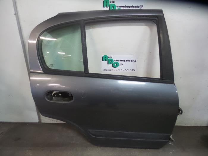 Portier 4Deurs rechts-achter van een Nissan Almera (Almera 0, Auto-onderdelen, Gebruikt, -, Deur, -