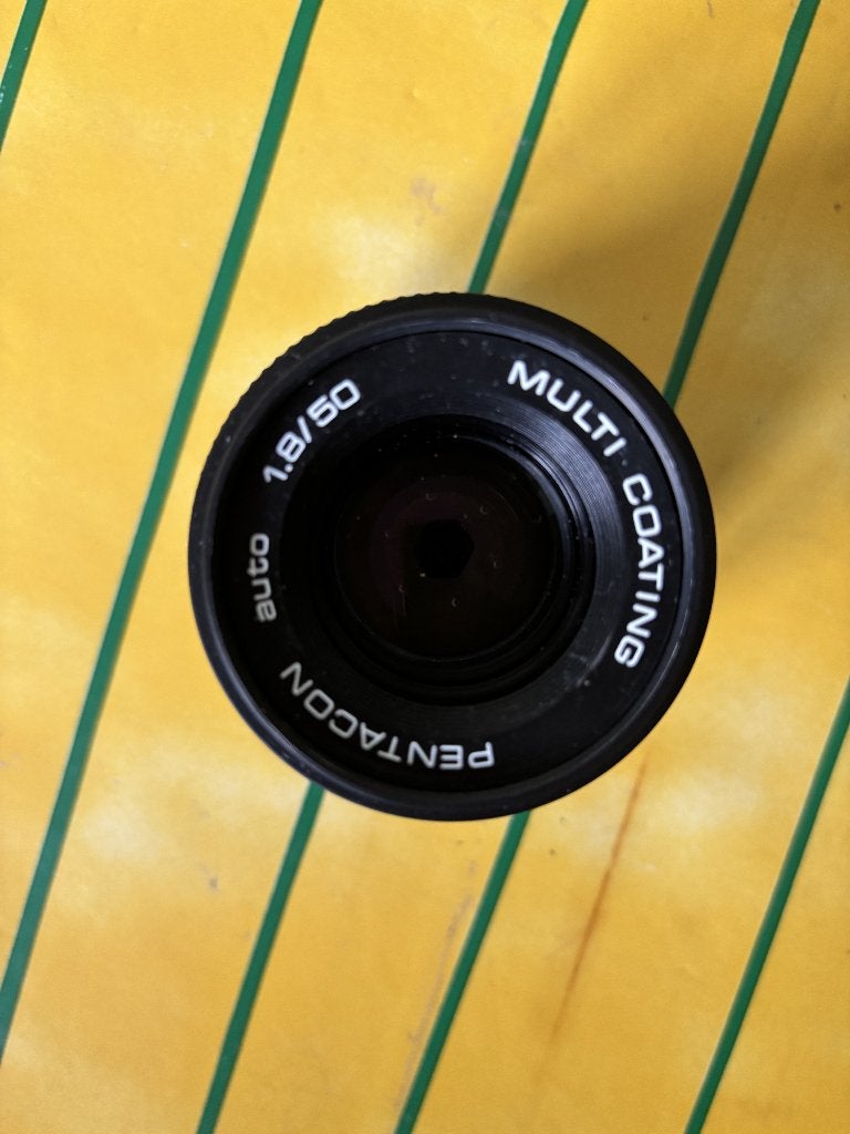 Objectif Pentacon car 1.8/50 Multi-Coating + étui, Enlèvement, Utilisé, 50 mm