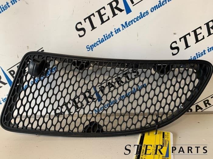 Luchtrooster motorkap links van een Mercedes SLK (762), Gebruikt, -, Ophalen of Verzenden, -