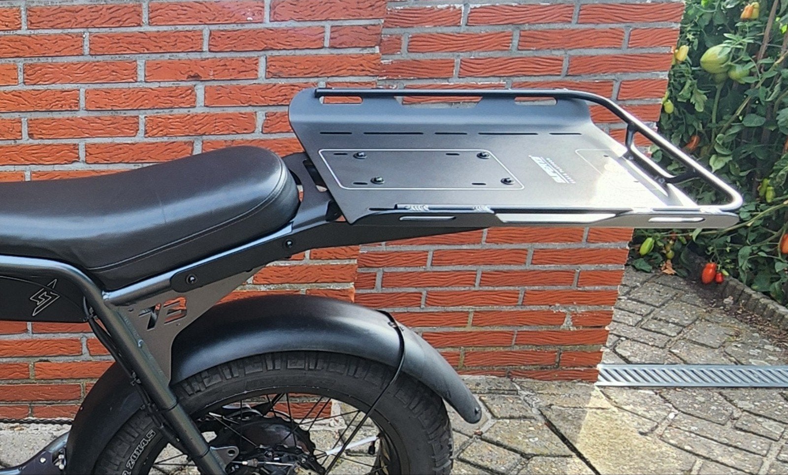 super73 zx rear rack + cargo platform bagagedrager, Fietsen en Brommers, Ophalen, Gebruikt