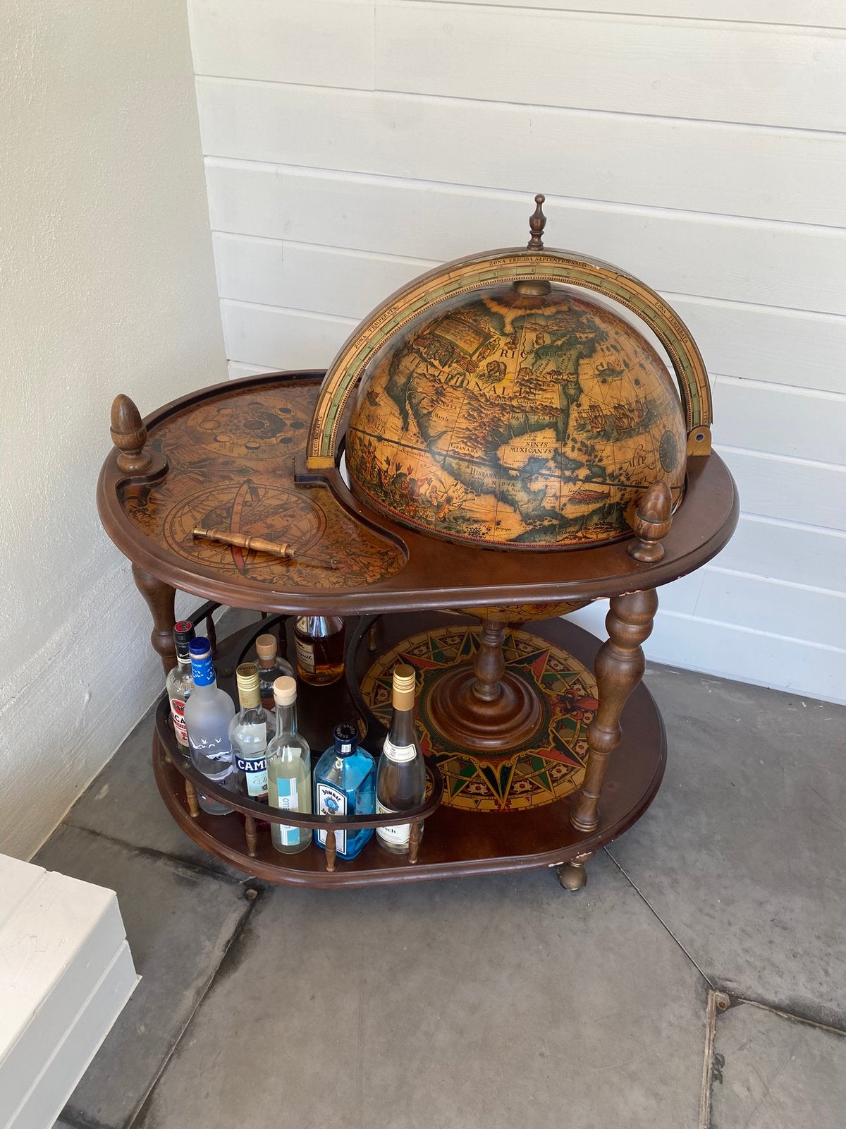 Antieke Stijl Globe Bar Cart, Enlèvement