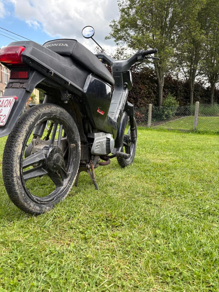 Honda Wallaroo, Fietsen en Brommers, Ophalen