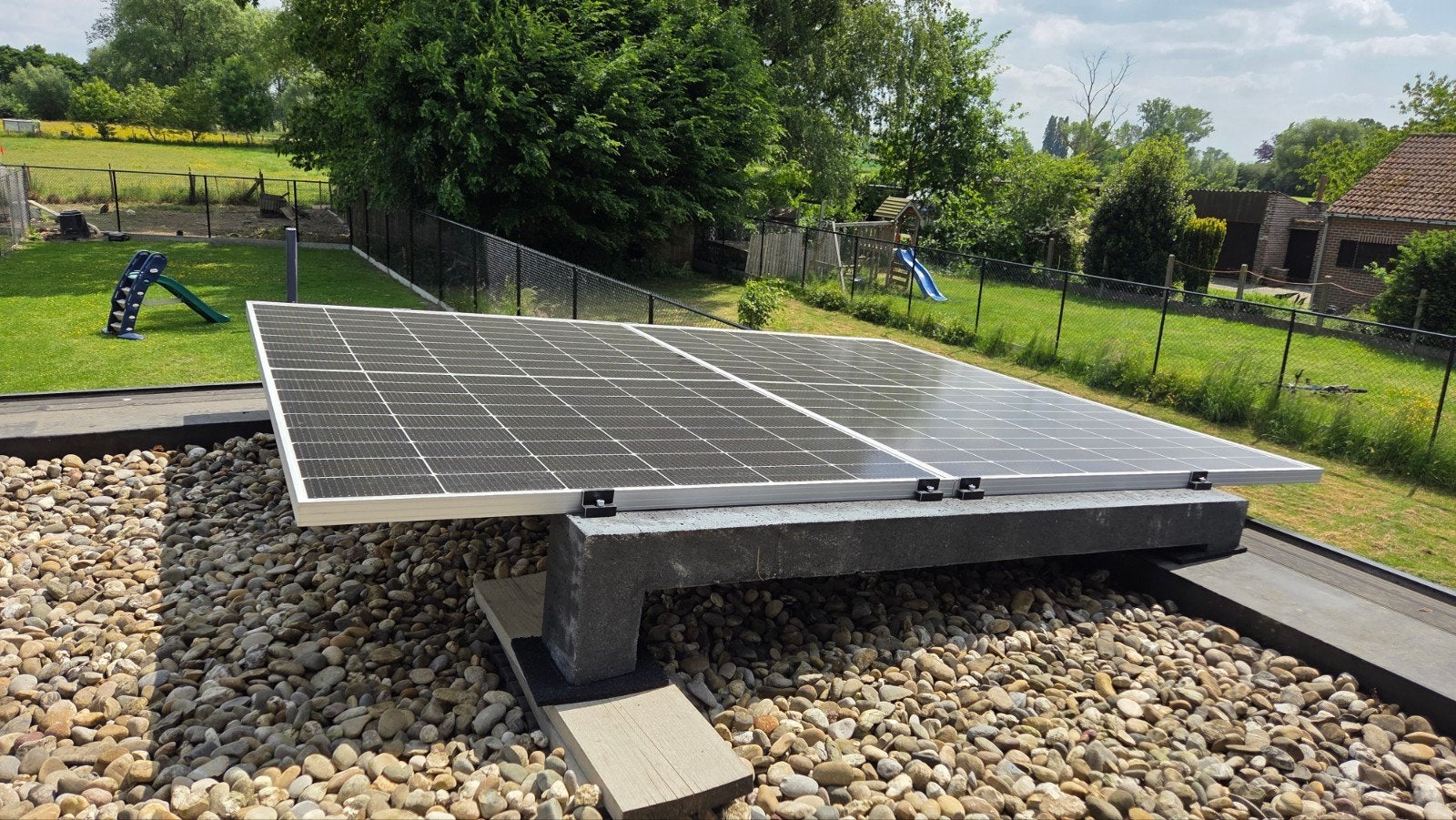 2x Zonnepaneel steun houder in beton, Bricolage & Construction, Panneaux solaires & Accessoires, Enlèvement, Comme neuf, Autres types