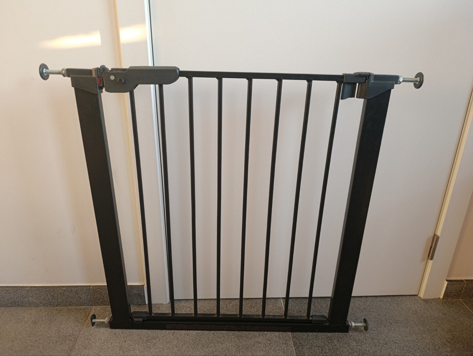 BabyDan Asta traphek, Kinderen en Baby's, Ophalen, Aluminium, Zo goed als nieuw, Klemhekje