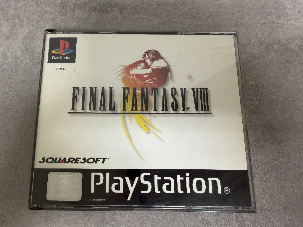 Final Fantasy VIII PS1 game (PAL, 4 discs), Gebruikt, Verzenden, 1 speler, Eén computer