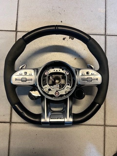 MERCEDES AMG STUURWIEL ALCANTARA ORGINEEL, Utilisé, -, -, Enlèvement ou Envoi