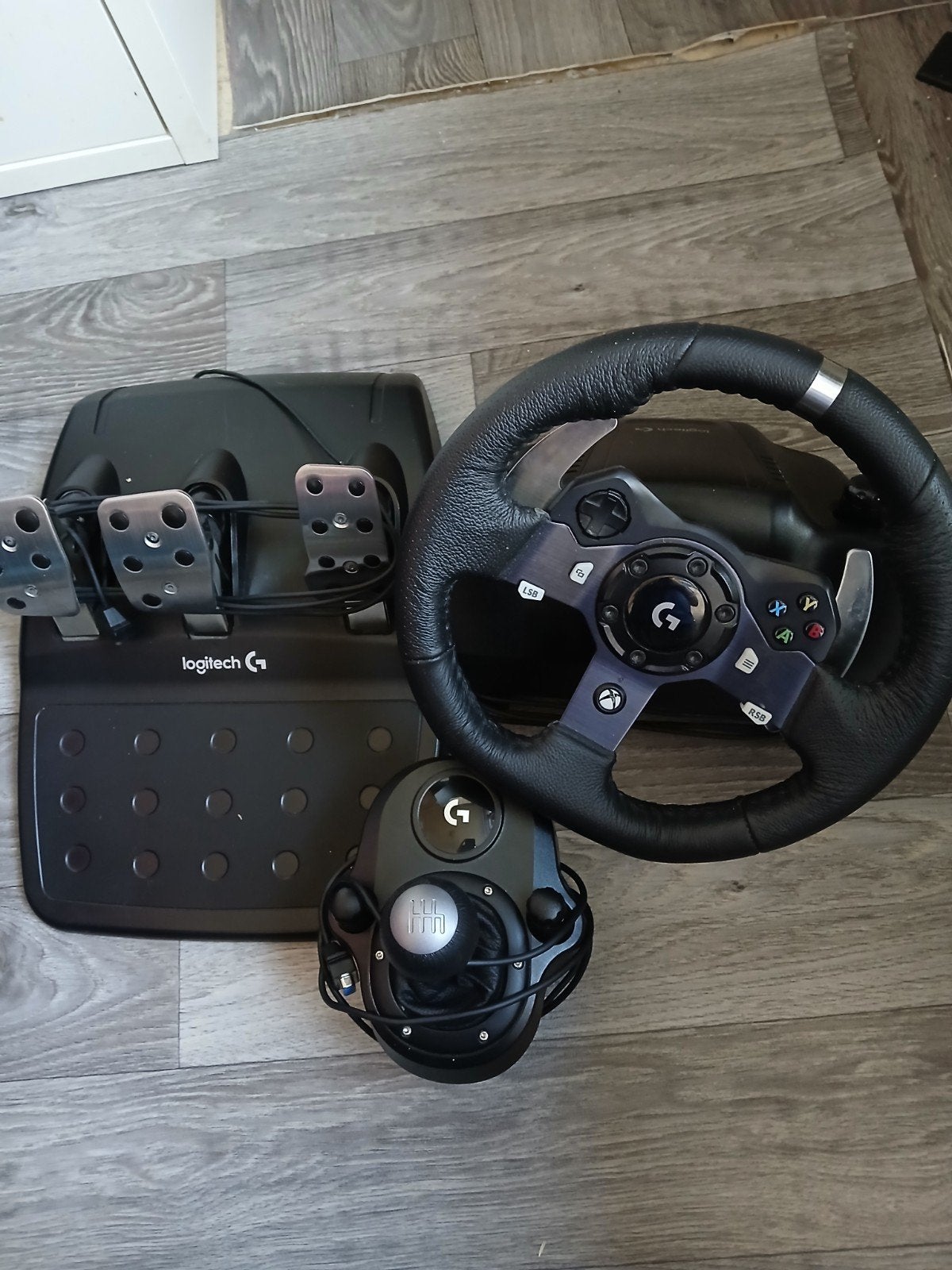 logitech g920 te koop (prijs bespreekbaar!), Games en Spelcomputers, Ophalen of Verzenden