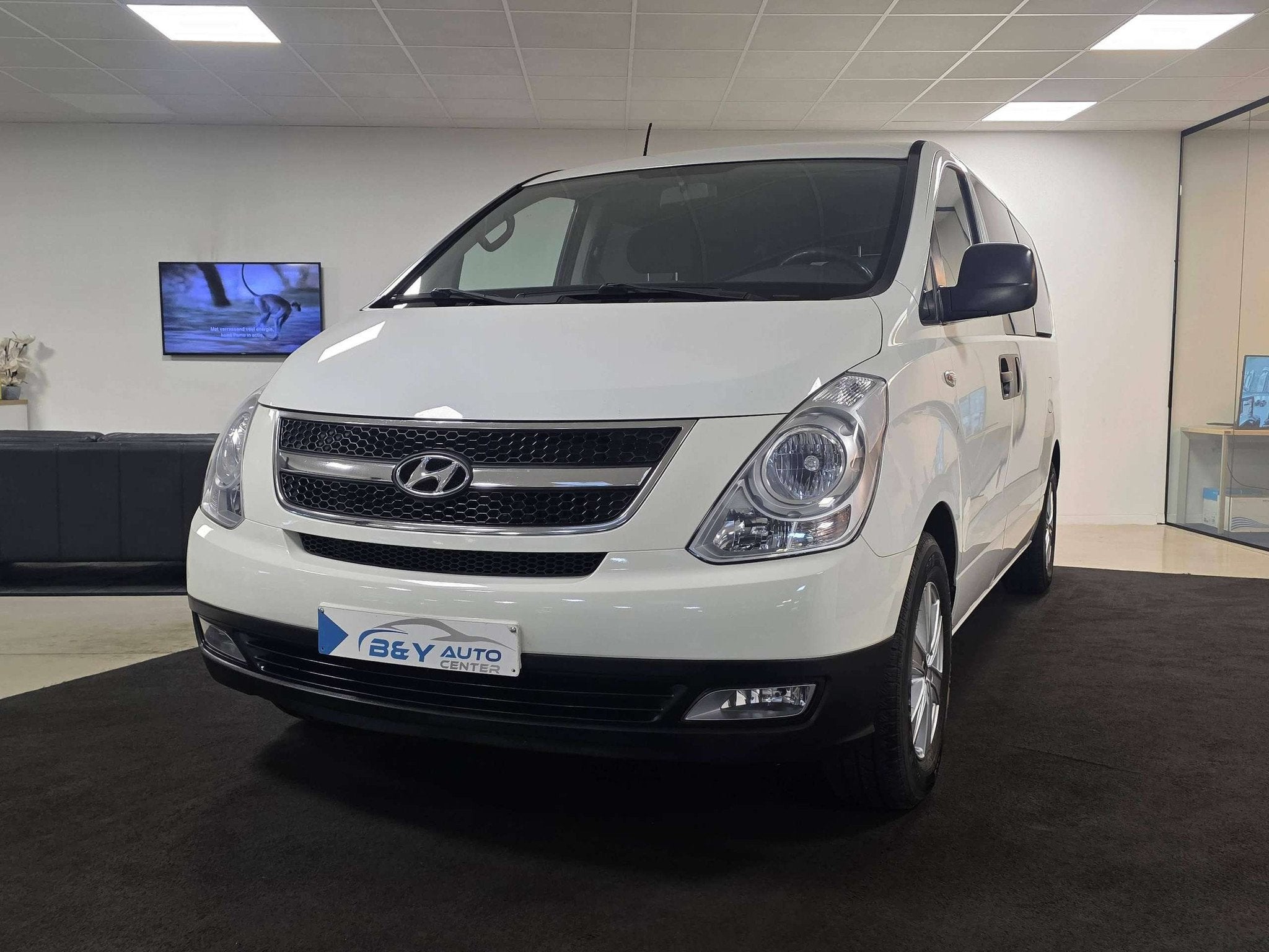 Hyundai H-1 H-1 2.5 CRDi Dubbelcabine 6zit / Navi / Trekhaak, Autos, Achat, Entreprise, 2 places, Boîte manuelle