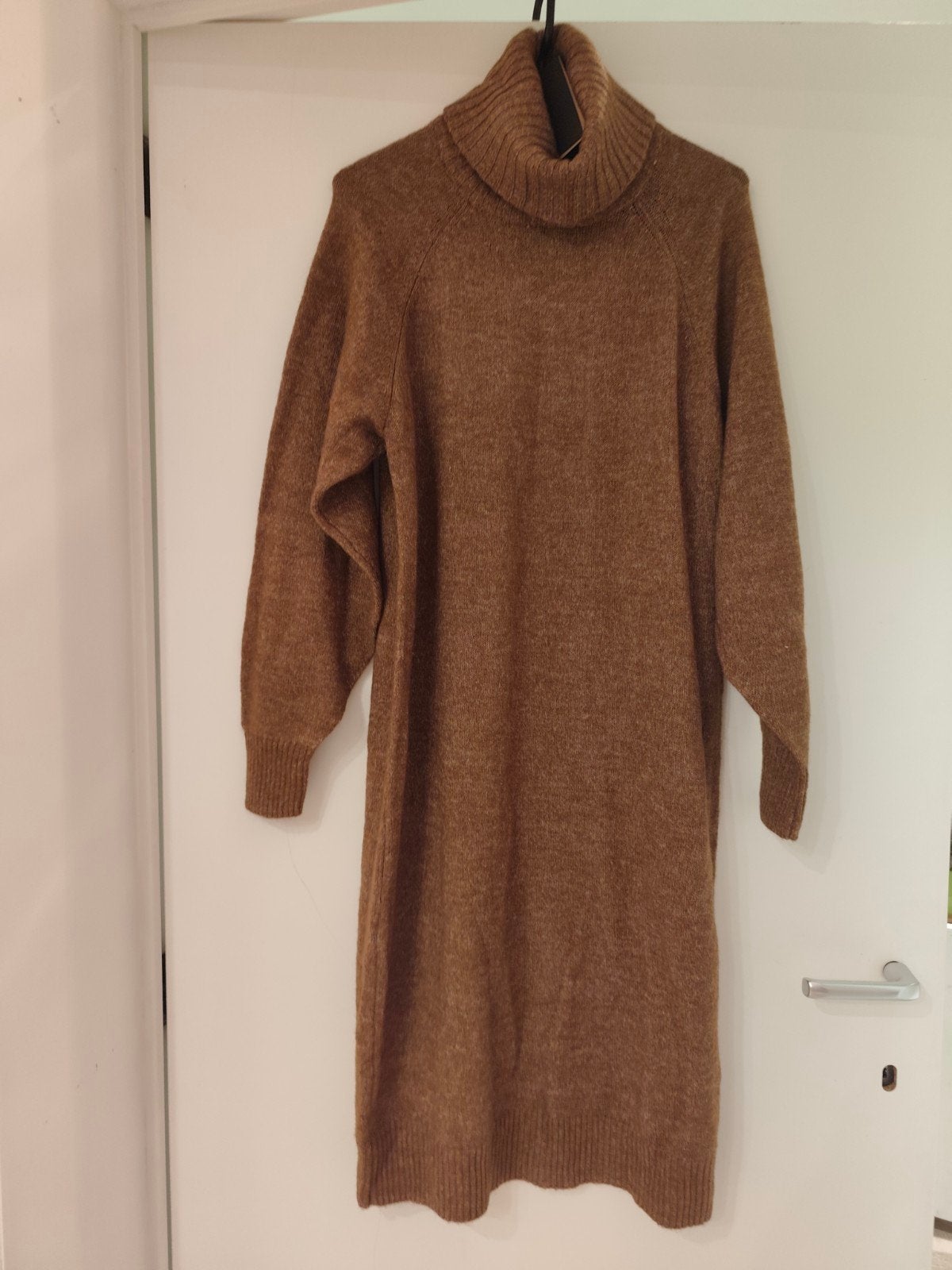 robe pull col châle très confortable. Taille S. Vero Moda, Neuf, Enlèvement ou Envoi, Vero Moda, Taille 36 (S)