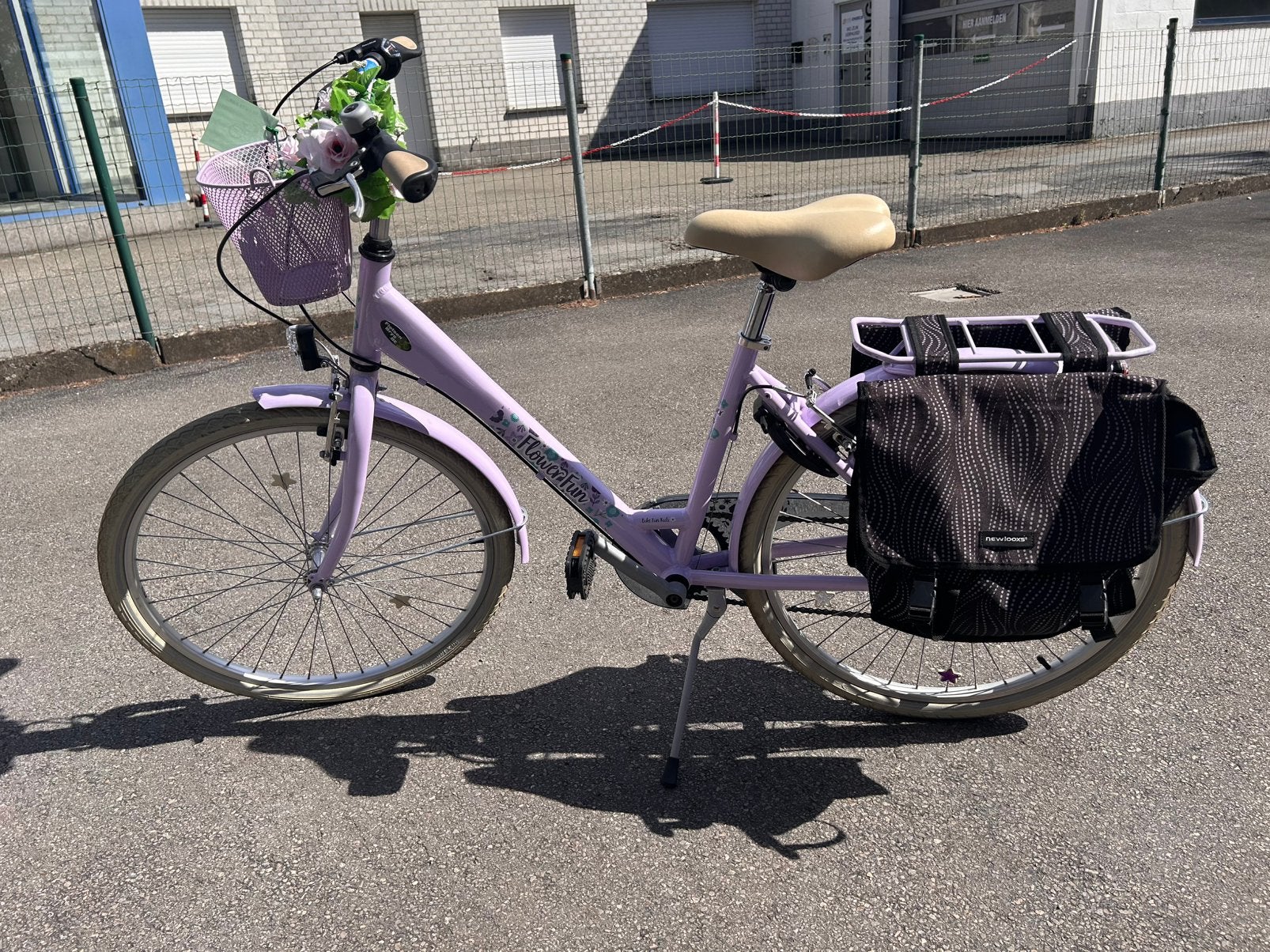 VÉLO FUN FLOWER FUN GIRLS ALU 26 pouces, Enlèvement, Comme neuf, Vitesses