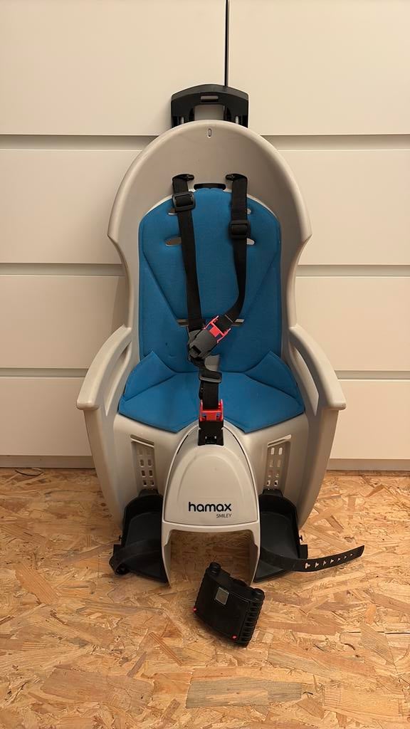 Siege de vélo, Vélos & Vélomoteurs, Accessoires vélo | Sièges de vélo, Comme neuf, Siège arrière, 15 à 25 kg, Repose-pieds, Enlèvement