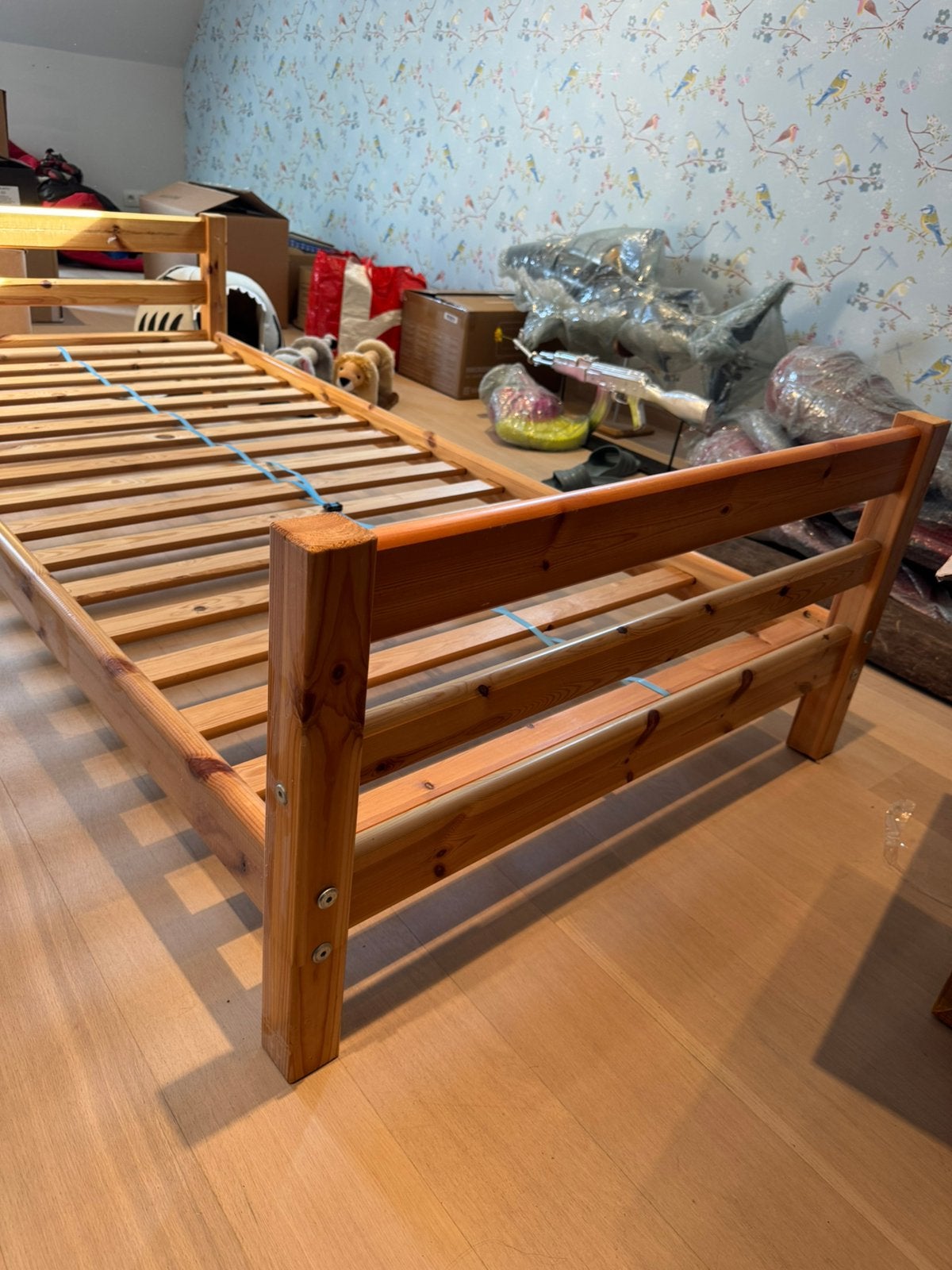 GRATIS 1 persoons beddenframes, 2 stuks, Enlèvement, Utilisé