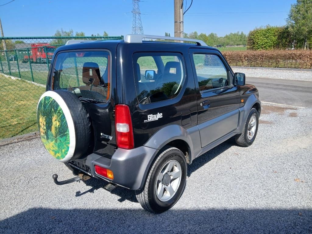 Suzuki jimny #Airco# Slechts 79 000km !!4x4!!, Auto's, Suzuki, 4 zetels, Zwart, Bedrijf, Handgeschakeld