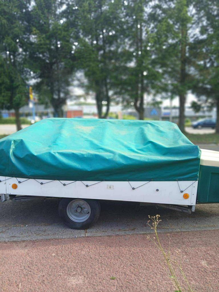 Caravane pliante bonne etat faire offre, Enlèvement