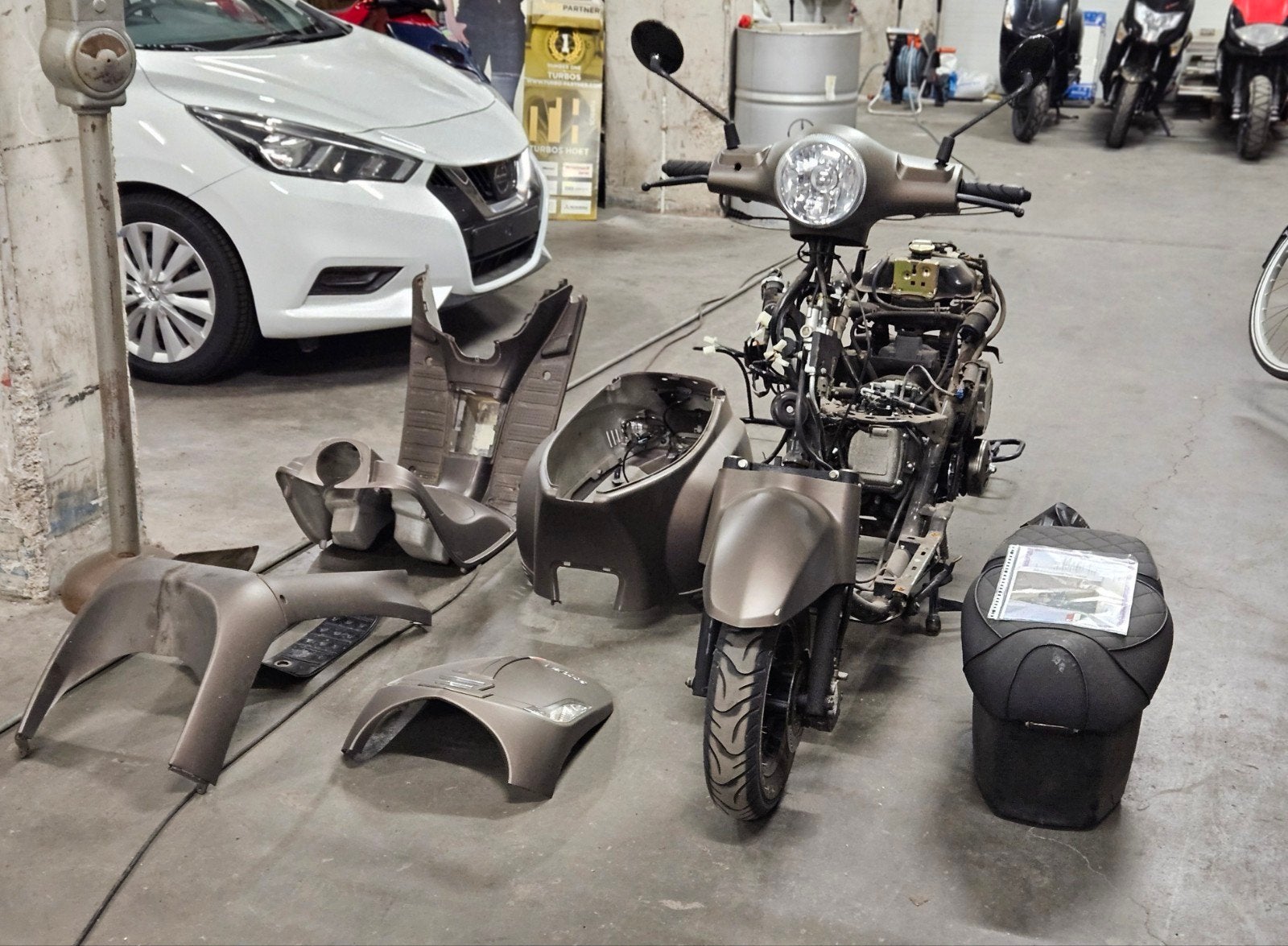 JTC Venise 125cc 4 temps 2021 10.357 km - Panne moteur, Vélos & Vélomoteurs, Autres modèles, 1 vitesses, 125 cm³, Enlèvement