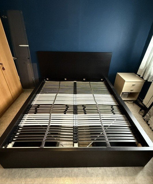Bed Ikea Malm, Huis en Inrichting, Ophalen, Zwart, Tweepersoons, Zo goed als nieuw
