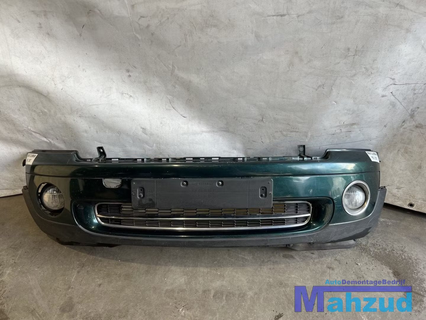 MINI CLUBMAN R55 Groen voorbumper bumper voor 200, Auto-onderdelen, Gebruikt, Voor, Customer.service@mini.co.uk, Mini