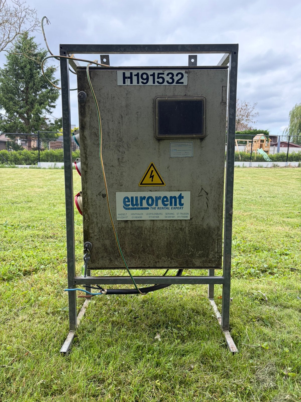 Werfkast te koop, inclusief aardingskabel en, Ophalen, Gebruikt