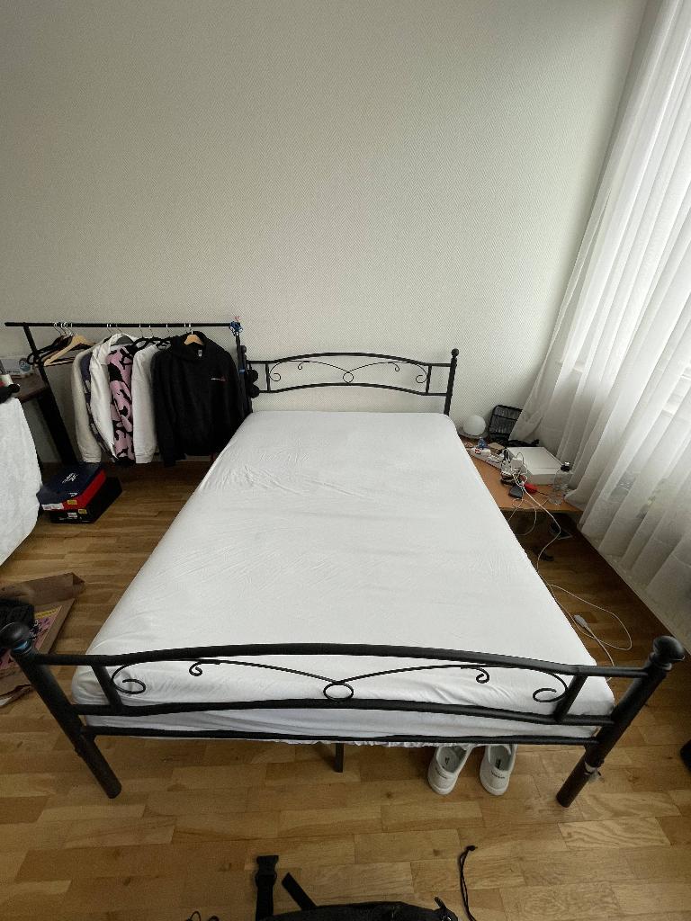 Matelas IKEA VESTEROY 140, Matelas, 140 cm, Enlèvement, Utilisé