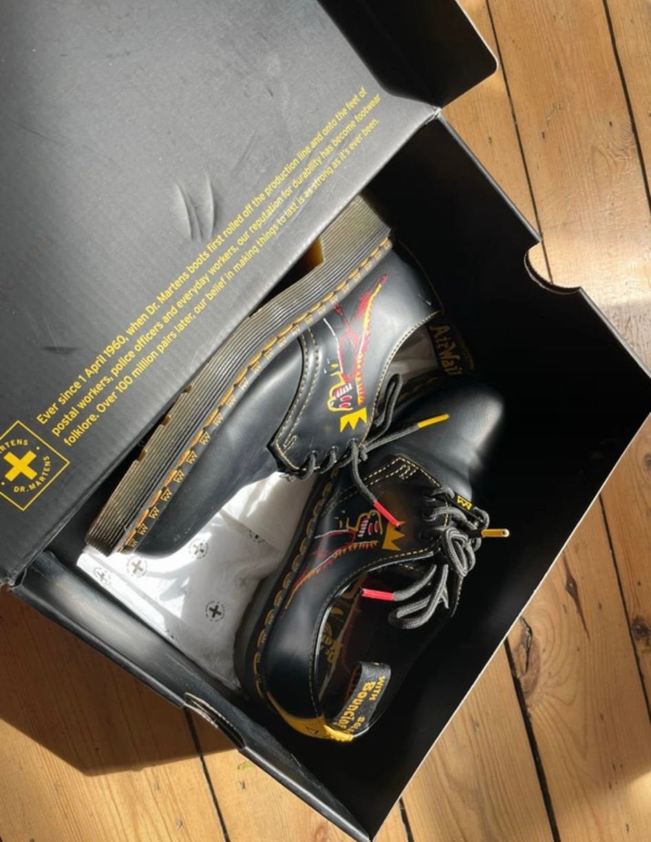 Doc MARTENS, edition limitée Basquiat, neuve, taille 37, Enlèvement, Comme neuf