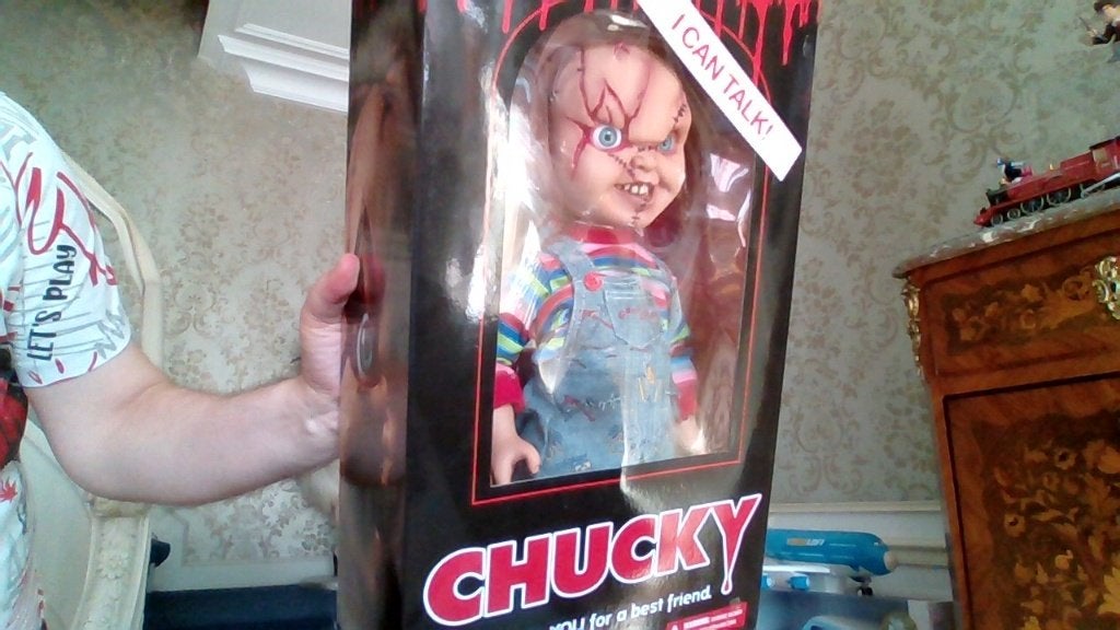 Poupée chucky qui parle état impec, Enlèvement