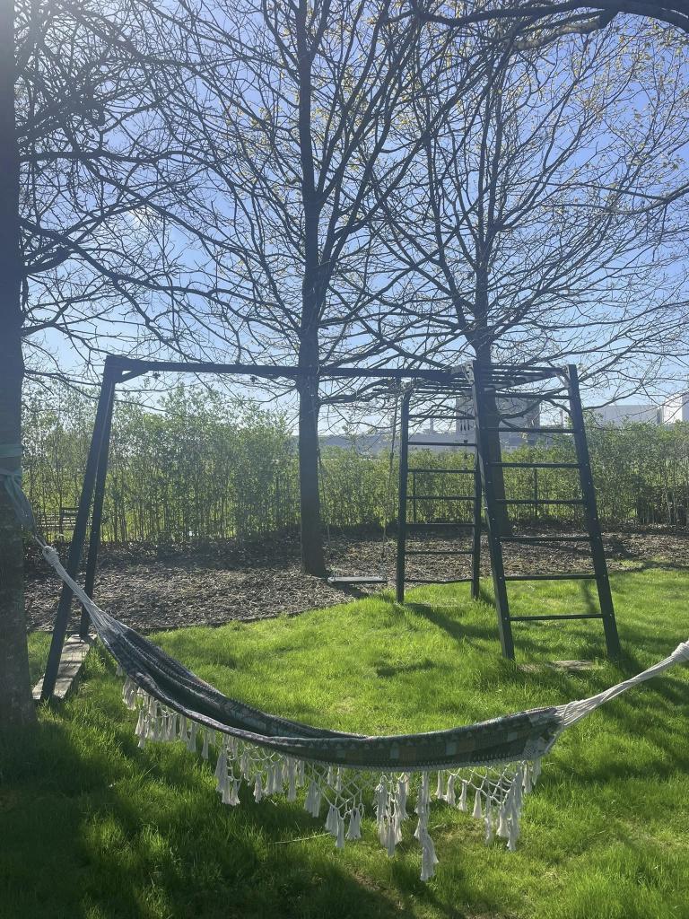 Schommel met klimrek, Kinderen en Baby's, Speelgoed | Buiten | Speeltoestellen, Ophalen, Zo goed als nieuw, Schommel