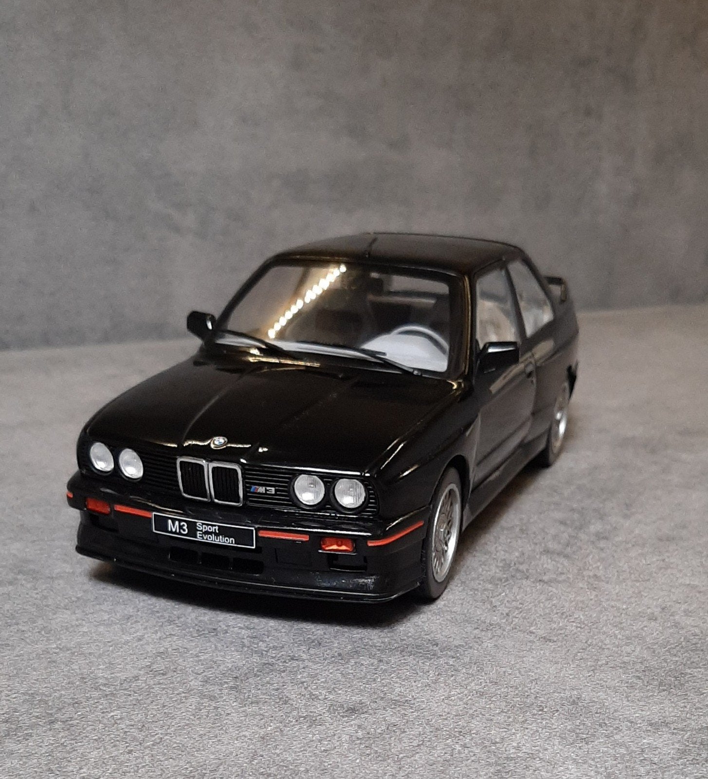 solido/1:18/BMW E30/M3/ZGAN, Ophalen of Verzenden, Zo goed als nieuw, Auto, Solido