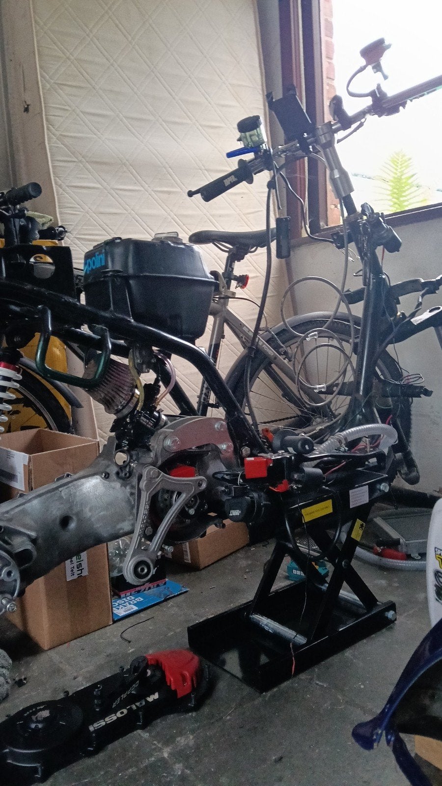 Mbk booster kader/frame gezocht met papieren!!!!!!, Fietsen en Brommers, Ophalen, Klasse B (45 km/u)