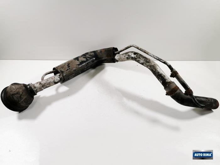 Tube de remplissage réservoir à essence d'un Volvo V70, Autos : Pièces & Accessoires, Systèmes à carburant, -, 3 mois de garantie